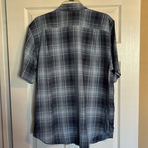 Orvis men’s blue plaid short sleeve button down shirt size large - Picture 6 of 8